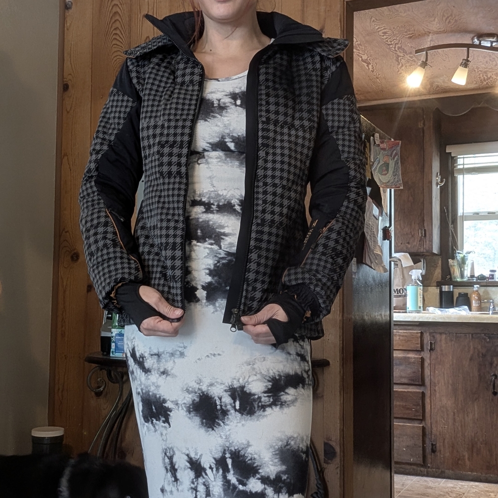 Women's Black and Gray Ski Jacket